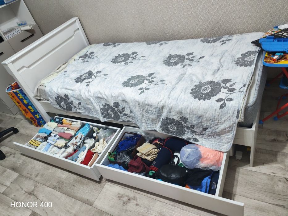 Кровать в отличном состоянии