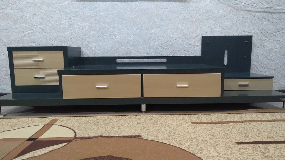 Продам тумбу под телевизор M. Stream