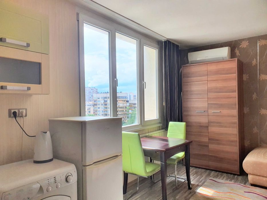 Топ Локация до Метро Дава Под Наем Едностаен Бели брези