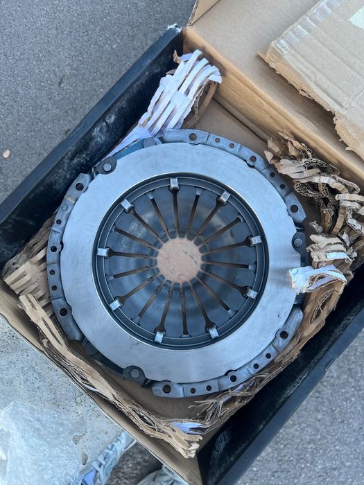 нов съединител за рочна скоростна кутия за Passat B6