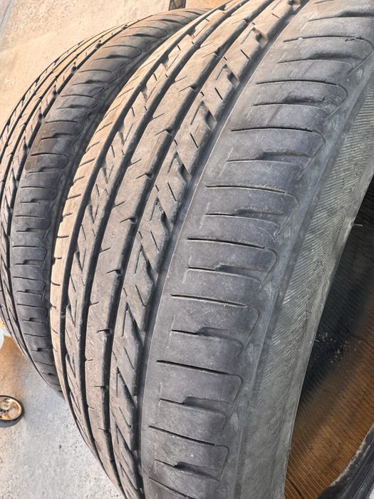 Шины летний 245/40/19
