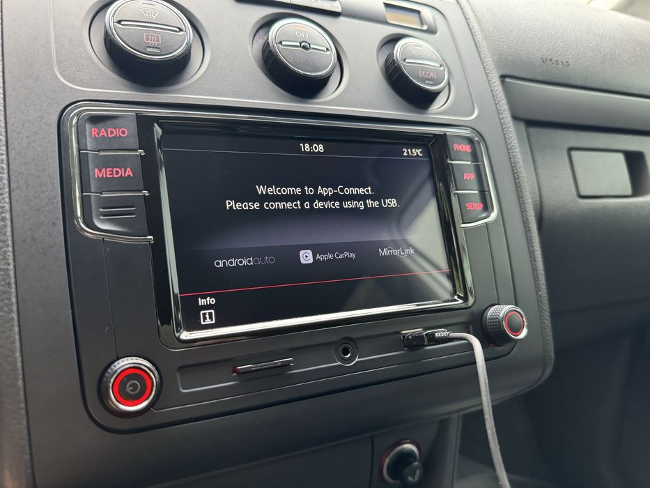 Мултимедия RCD 360 за VW (Android Auto/Apple CarPlay) (6RD 035 187B)