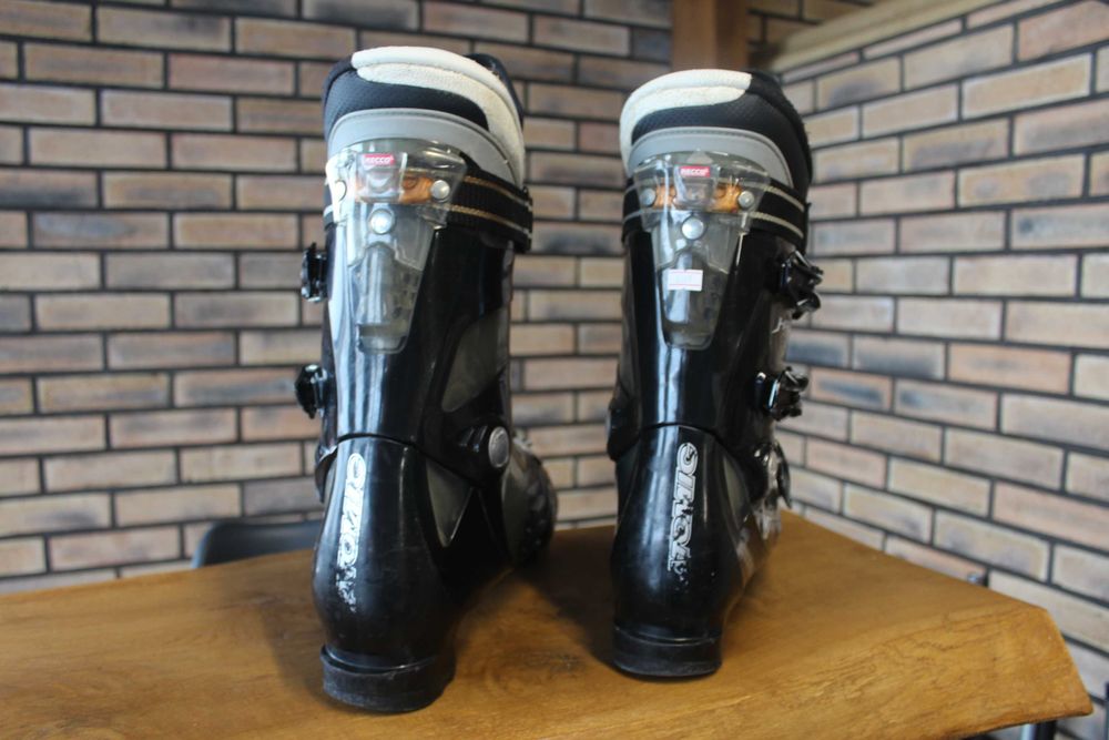 Clapari Atomic Hawx 90, mar 47 cod:0109