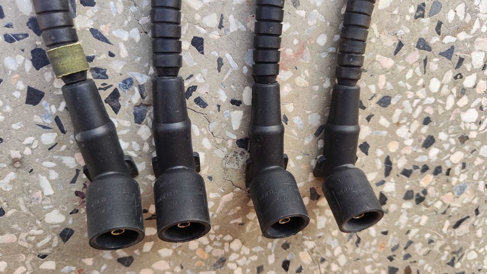 Кабели за свещи за БМВ Е36 и Z3