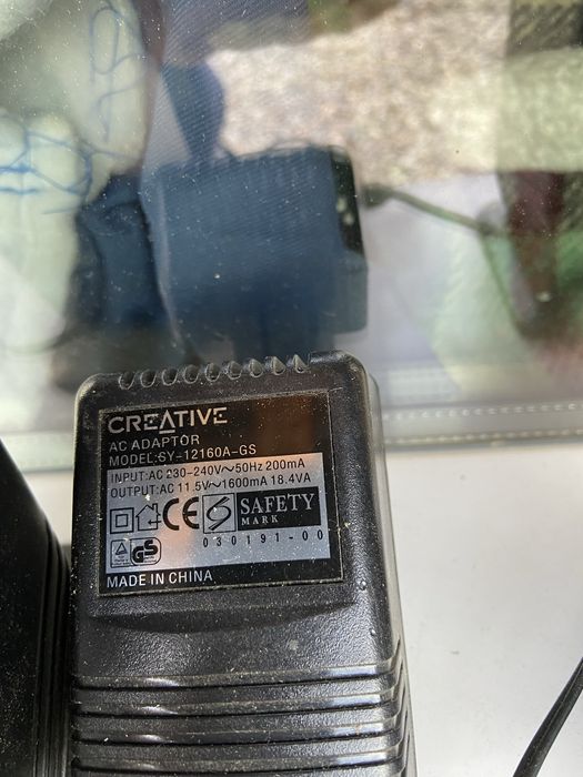 Boxe Creative pt calculator sau laptop