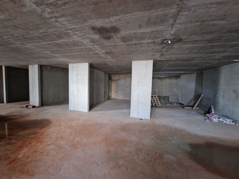 Продава се Двустаен апартамент в Благоевград, Освобождение - 85 кв.м за 908 €/кв.м - Снимка #3