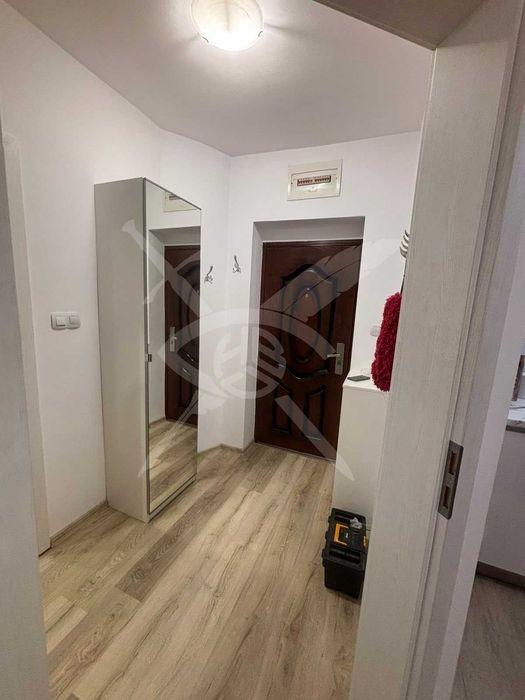 Дава се под наем Двустаен апартамент в Пловдив, Каменица 2 - 69 кв.м за 428.91 € - Снимка #2