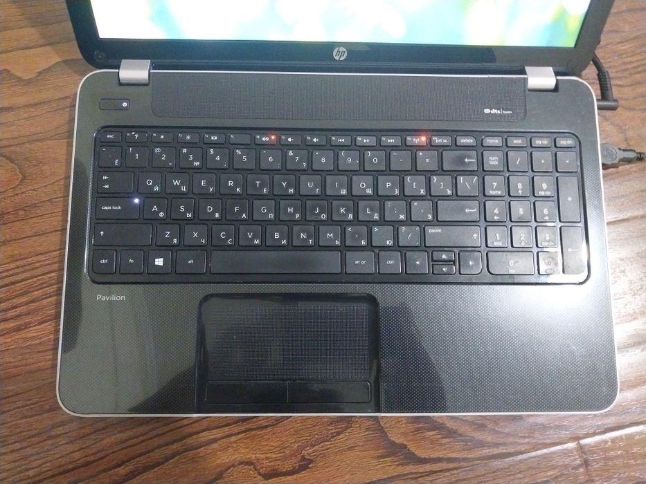 Ноутбук HP Pavilion