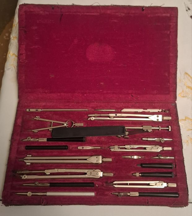 Готовальня. У24-П.