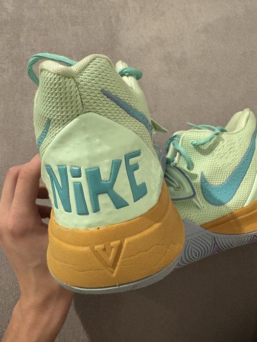 Nike Kyrie 5 Squidward
