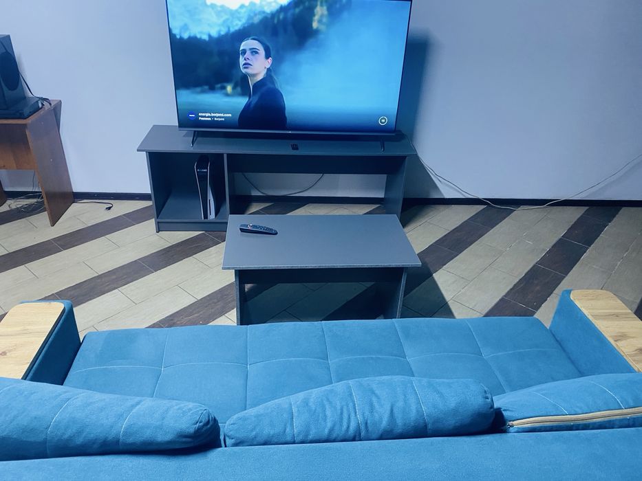 Продается PS 5 (4 штука ) с 12 джостиками
