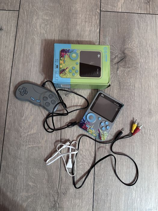 Mini joc G5 portabil, 500 de jocuri retro, clasice, pentru copii