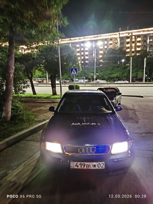 Продаю А4 б5 в хорошем состояние