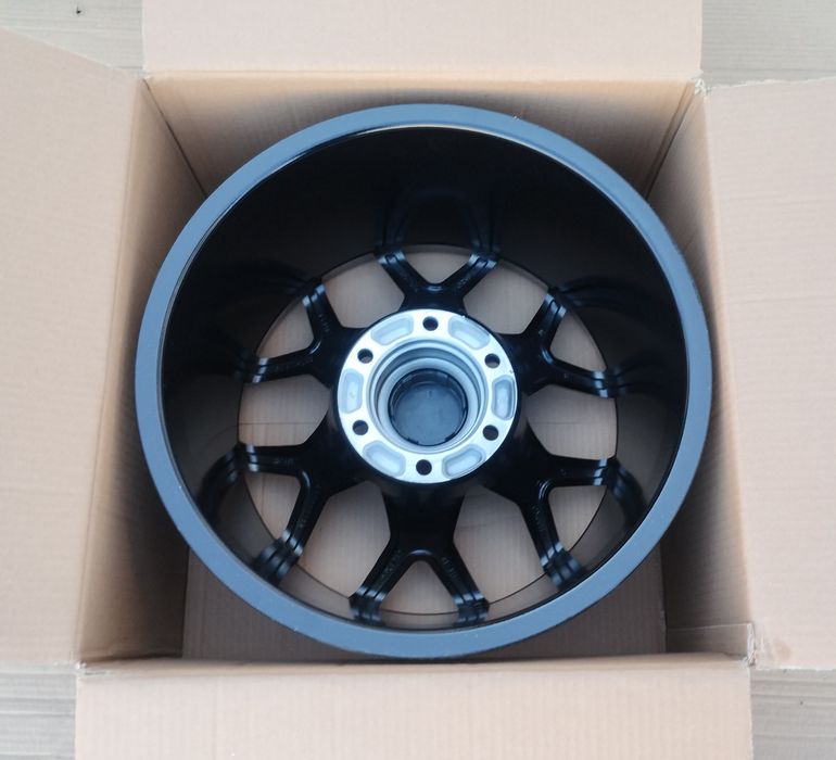 Jante 17 Toyota Hilux Land Cruiser 6 x 139.7 și Et -12