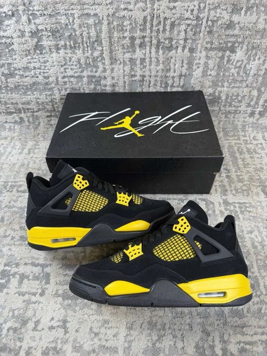 Sneakers Jordan4 yellow thunder