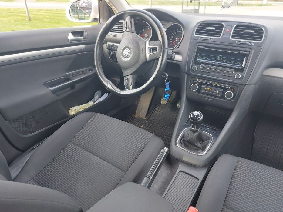 Vând VW Golf diesel model 2013