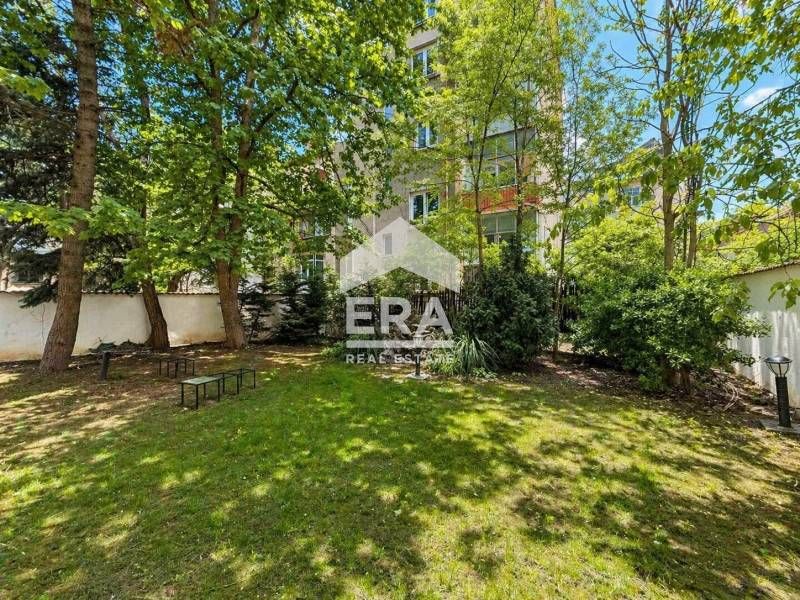 Дава се под наем Заведение в София, Център - 220 кв.м за 3989.73 € - Снимка #5