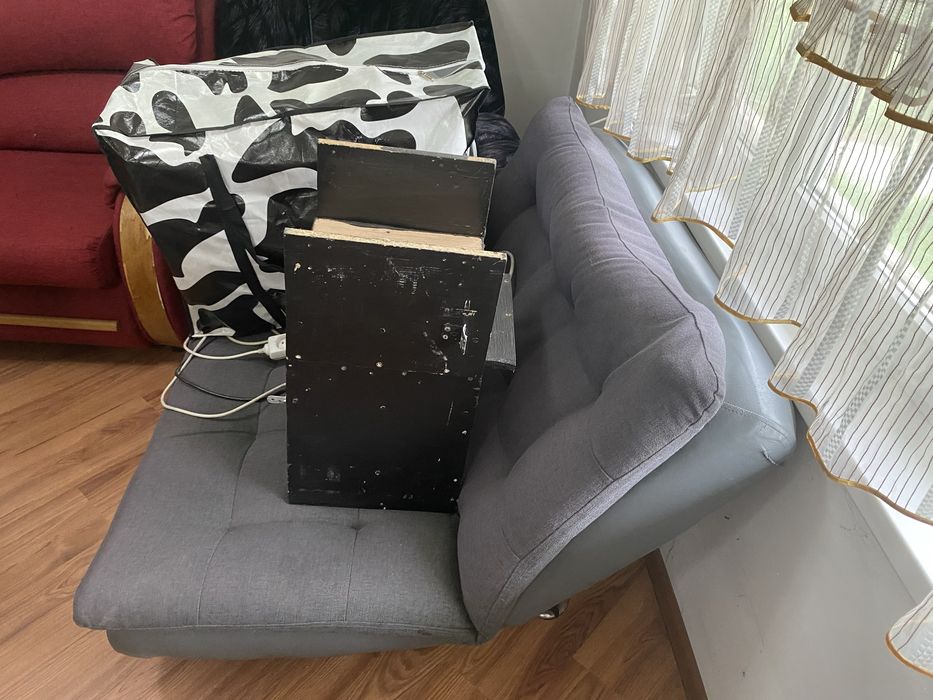 Диван    кожанный