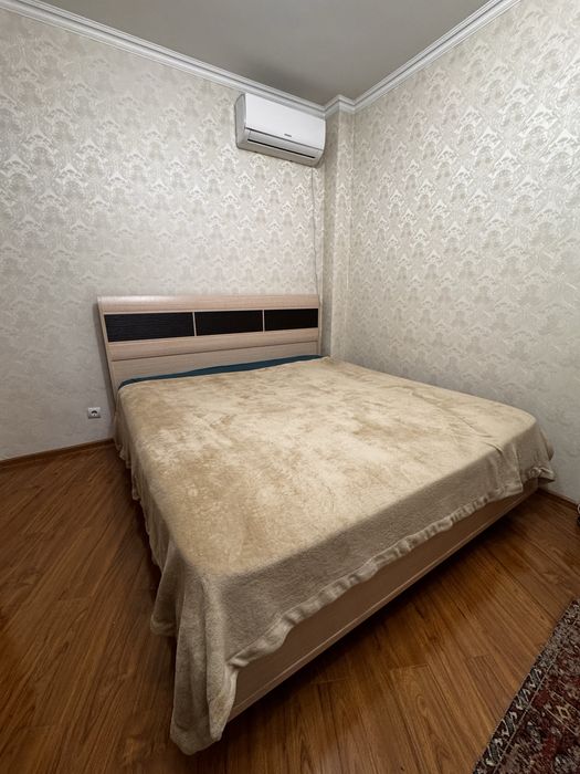 Кровать двуспальная