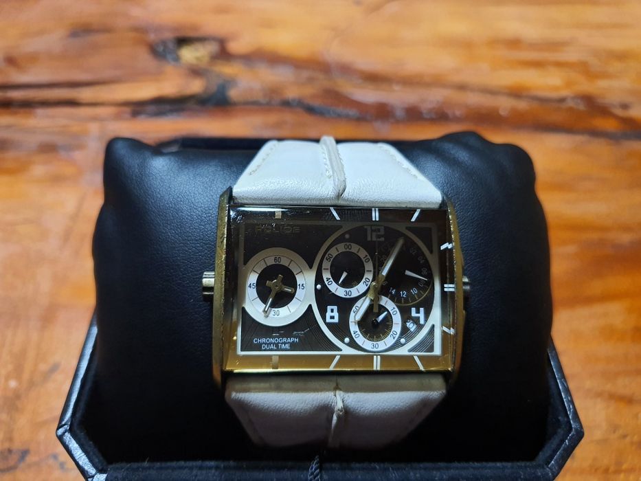 POLICE 腕時計　Twingear Chronograph Ceas Police Twingear Unisex alb Oradea • OLX.ro