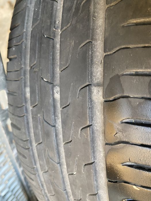 Vand 4 jante Logan R15 in stare cu anvelope Continental 185/65/15 vara