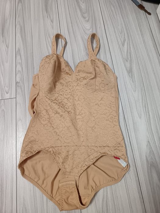 Triumph body modelator damă 90B