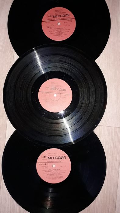 Игловые пластинка.
