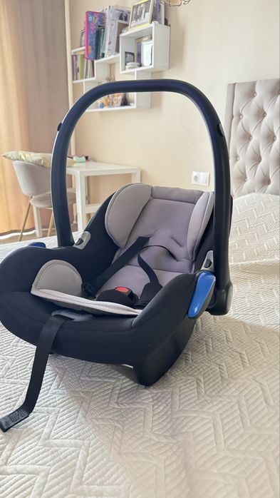 Продам Автолюльку Cybex Aton.