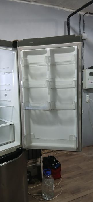 Продам рабочий холодильник