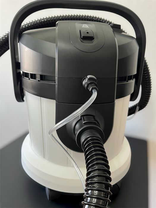 Închiriez aspirator Karcher injecție extracție: saltele, canapele, covoare și tapițerii auto - 80 lei/24h