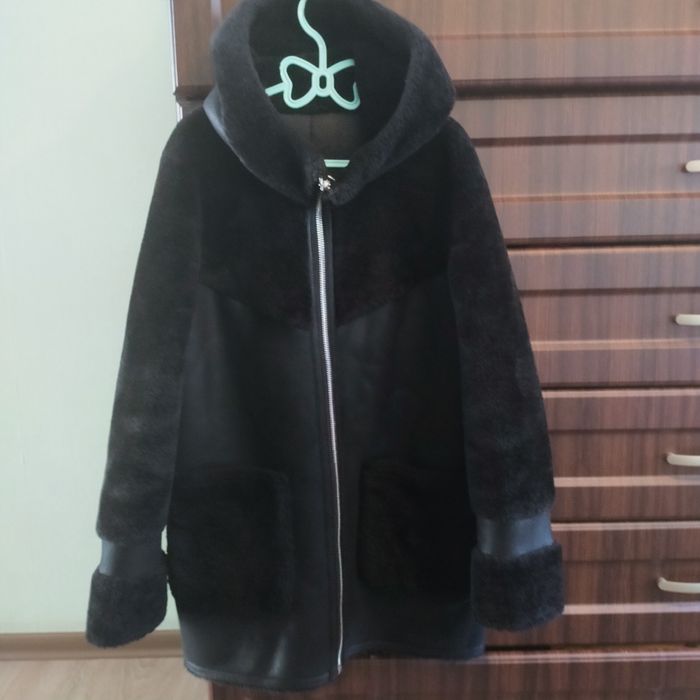 Продаётся двухсторонняя дублёнка