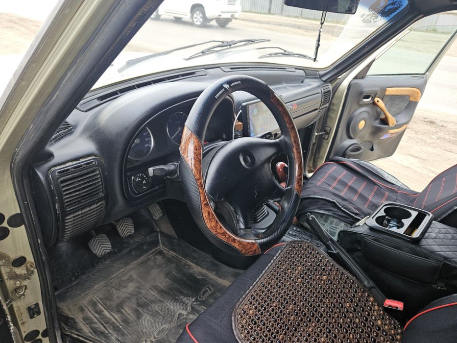 Продам ГАЗ Волгу 31105