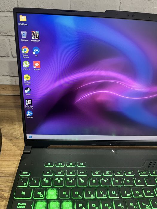 Продам игровой ноутбук Asus