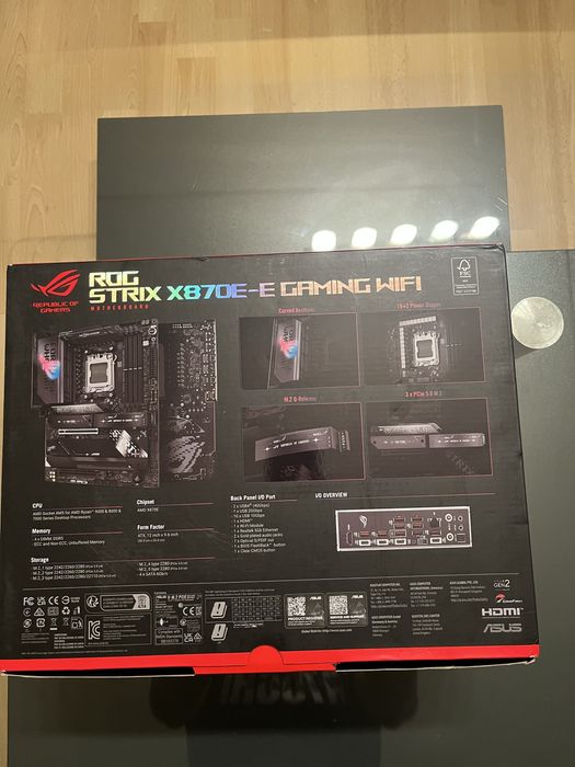 ASUS ROG Strix X870E-E Gaming WiFi AMD RYZEN AM5 AI ready
