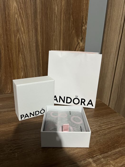 Гривна Пандора