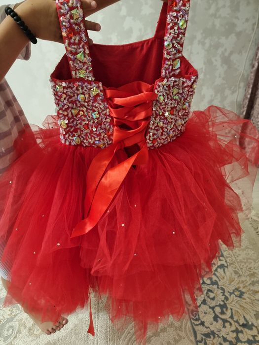 Продам  платье  пышное