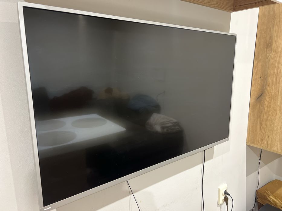 Смарт телевизор Philips 43PUS8505