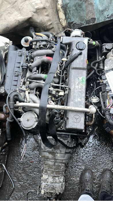Двигатель на Мерседес  Ом603 3.0 Дизель
