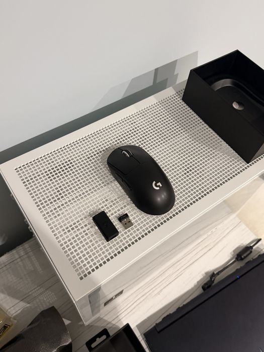 Мишка Logitech GPX Superlight