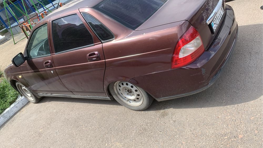 Продам приору на ходу