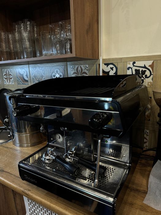 Продам кофемашину Astoria Tanya