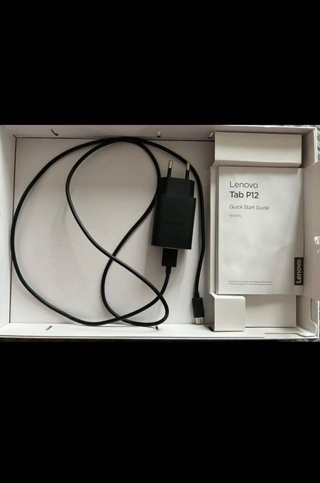 Tableta Lenovo P12