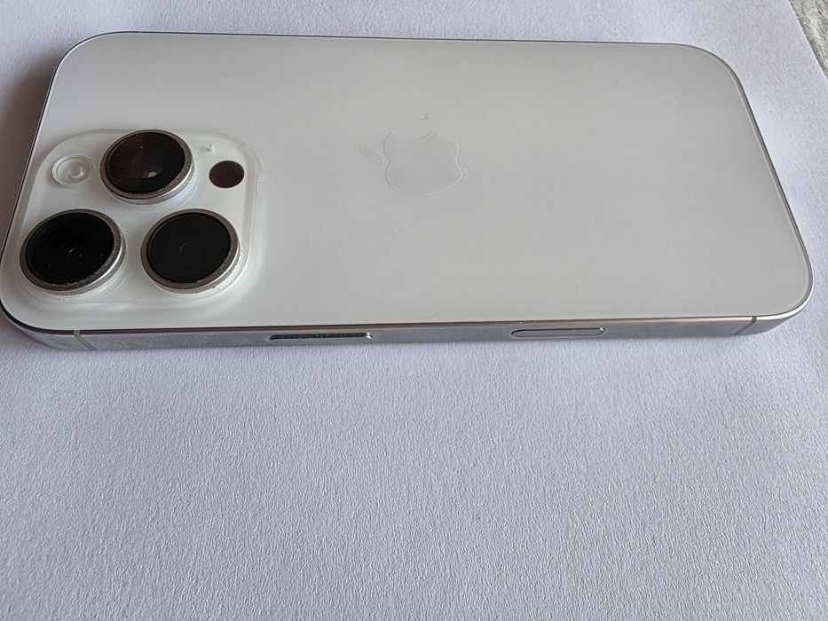 Iphone 16 Pro 128 gb ГАРАНЦИЯ White Titanium
