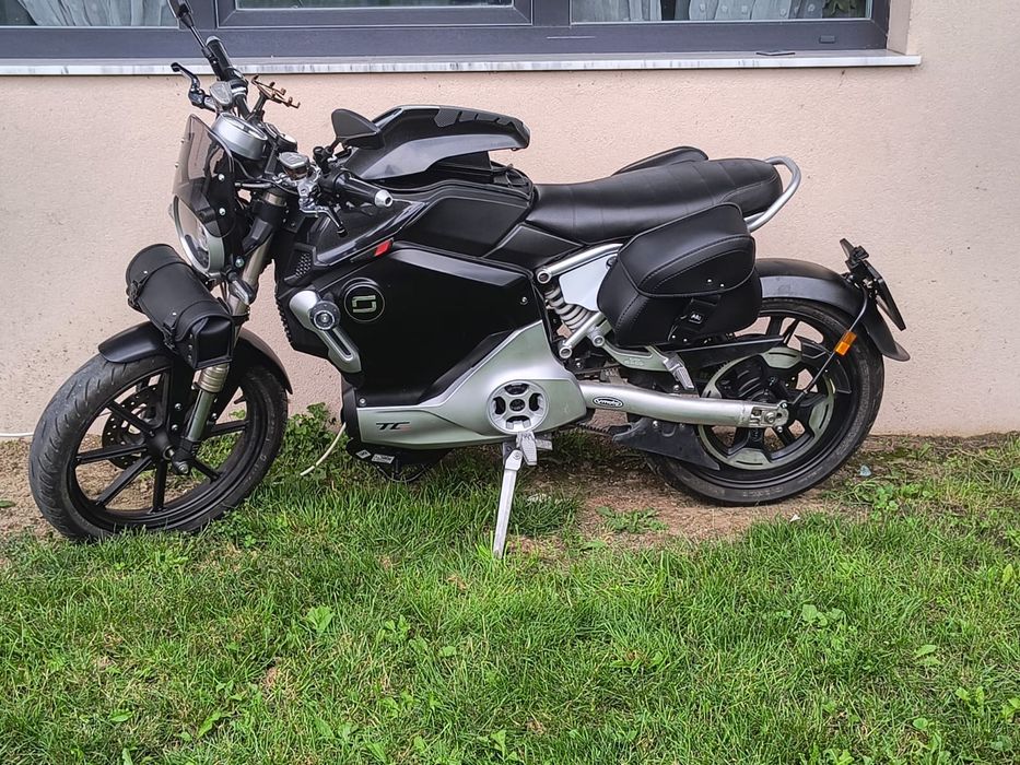 Vând Super Soco TC Max ,Electric ,,