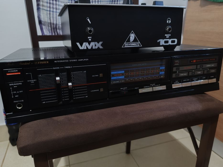 Amplificator Fisher ,mixer
