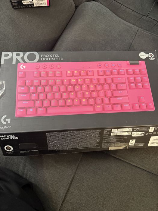 Tastatura logitech g pro tkl lightspeed