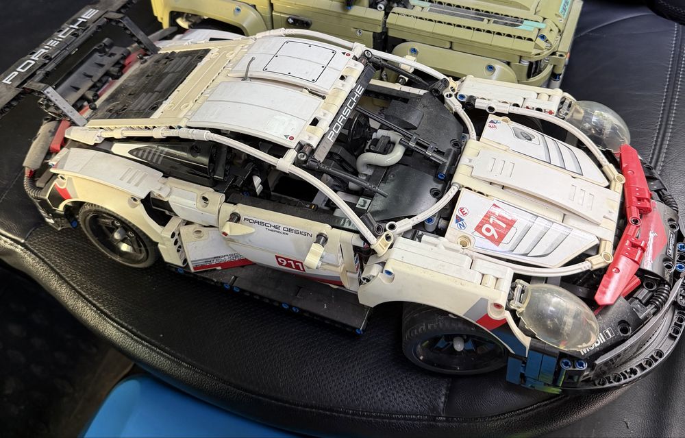 Продам оригинальное lego tecnic