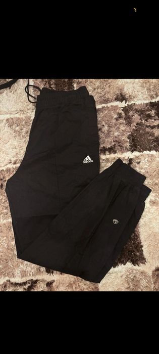 Pantaloni adidas