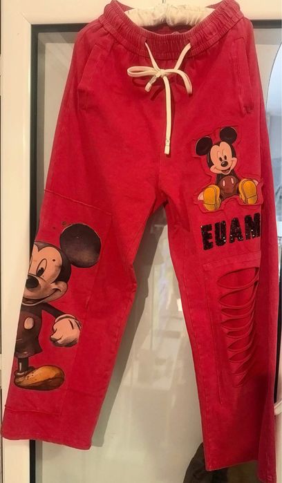 Disney  Djofra страхотно долнище! Ново!