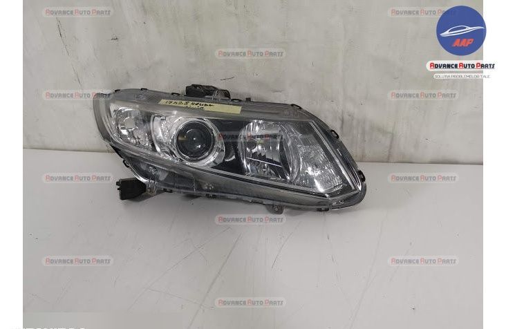 Десен фар Седан оригинален с ксенон Хонда Сивик / Honda Civic 9 4-врат